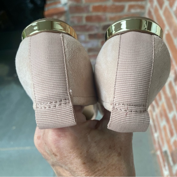 Franco Sarto Franco Ailee Flat Shoes (Blush Suede), blush, Size 6.5 - Picture 5 of 6